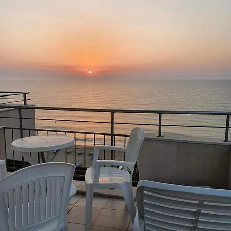 Exclusive Sea View Обзор